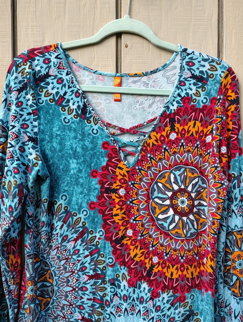 Feiersi Boho Top M Artsy Colorful Stretch Caged V-neck Festival Medallion - Picture 4 of 9
